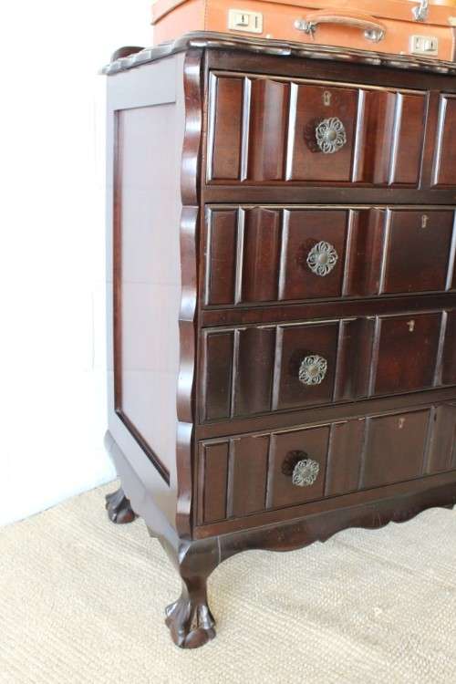 A wonderful vintage Imbuia five-drawer ball and claw chest of drawers with ornate flower handles!!