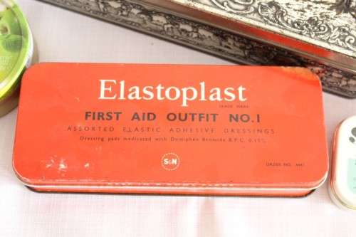 ***Job Lot*** A fabulous collection of 13x collectable tins incl. rarer vintage tins - RS17Sale
