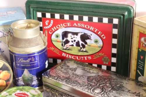 ***Job Lot*** A fabulous collection of 13x collectable tins incl. rarer vintage tins - RS17Sale