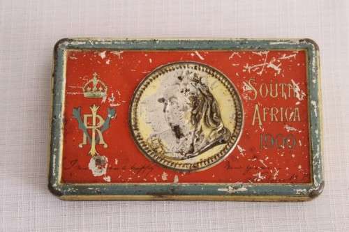 An exceptionally rare Boer War "Queen Victoria" South Africa 1900 New year gift/ chocolate tin