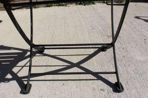 A great quality 4-seater wood & wrought iron patio set with 4x folding chairs and a folding table!!