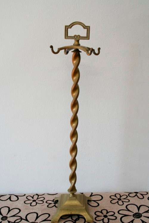 Stunning vintage brass fireplace tool set on a stand - very practical and in great condition