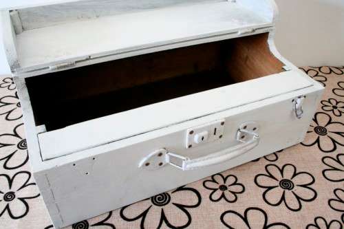 An awesome vintage wooden case - ideal for sewing, tools, crafts or in the house/ display - RS17Sale