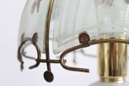 A lovely parlour table lamp w/ a glass shade & a brass-finished base - stunning on a desk - RS17Sale