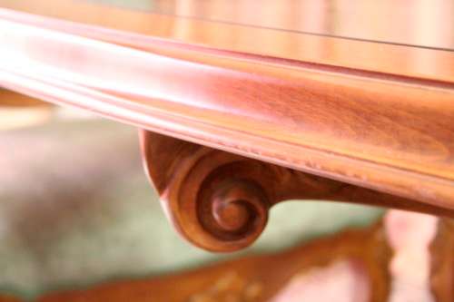 An impeccable antique Victorian Walnut 8-seater dining room suite w/ exquisite carved detailing