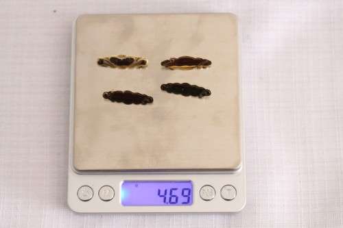 A stunning detailed 9ct yellow gold baby's Christening/ ID brooch - can be engraved!