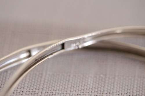 An awesome pair of sterling silver (925) ladies bangles - the perfect gift for someone special