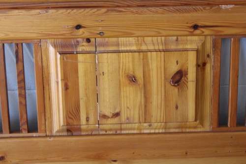Stunning wall-mountable solid Oregon King Size headboards - perfect for bigger rooms!