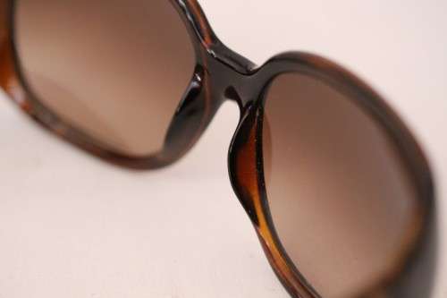 A beautiful pair of original Fendi ladies tortoise shell style sunglasses in its original case