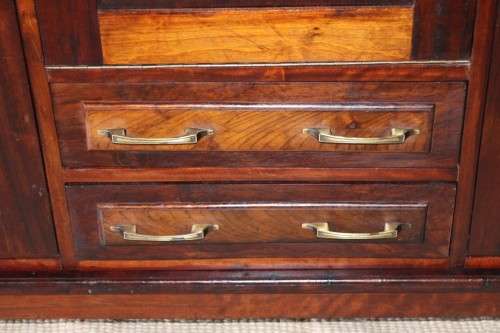 **RS17_Clearance** Exquisitely made solid yellow wood & imbuia buffet w/ liquor cabinet & drawers