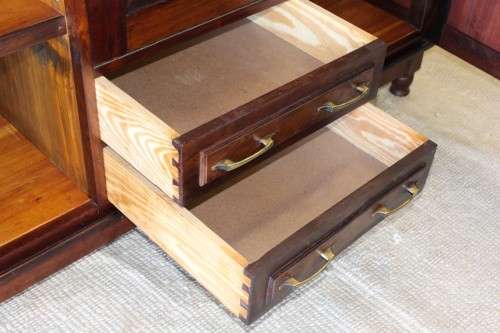 **RS17_Clearance** Exquisitely made solid yellow wood & imbuia buffet w/ liquor cabinet & drawers