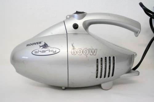 **RS17** A useful 600W Hoover "Sharky" hand-held electric corded vacuum cleaner with attachments