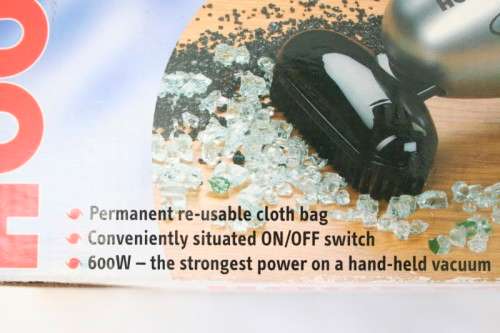 **RS17** A useful 600W Hoover "Sharky" hand-held electric corded vacuum cleaner with attachments