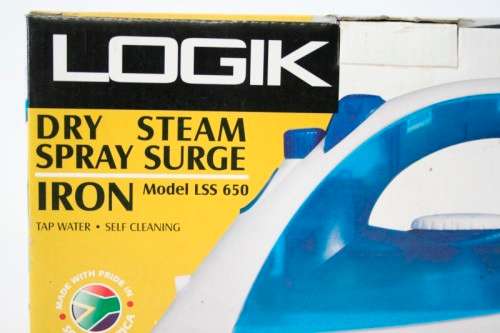 **RS17** A fantastic Logic dry,steam spray surge iron in its box.