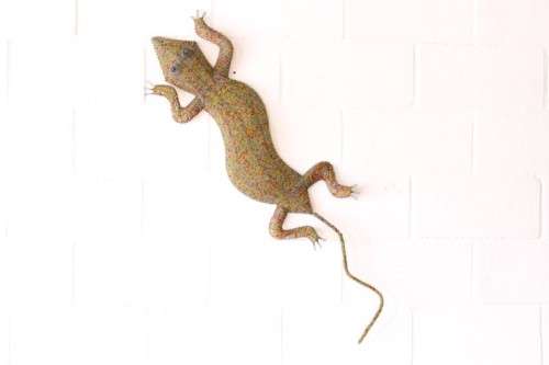 A stunning large (101cm long) hand made glass beaded lizard/ gecko decorative wall ornament