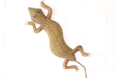 A stunning large (101cm long) hand made glass beaded lizard/ gecko decorative wall ornament