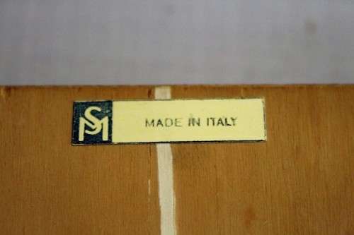 Amazing vintage Italian made marquetry inlay chess table w/ a red lined interior in great condition