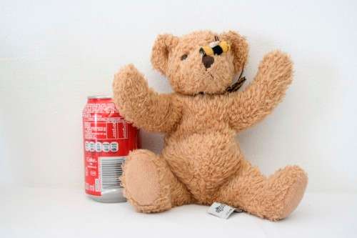 A gorgeous and well made original Russ (teddy) bear by the name of "Buzz" in awesome condition