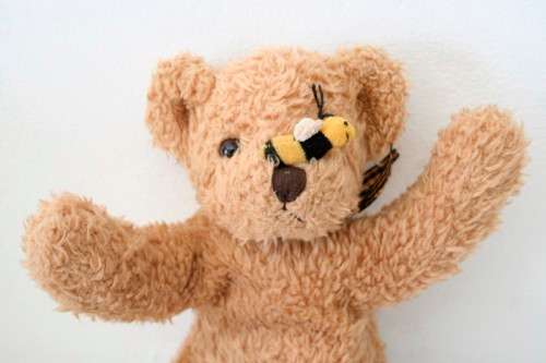A gorgeous and well made original Russ (teddy) bear by the name of "Buzz" in awesome condition