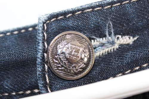 An awesome high quality dark blue Vinzano mens denim jean in excellent condition!