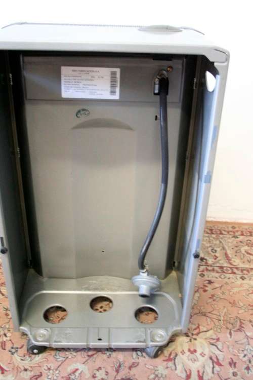 A fabulous Bosch double safety system gas heater. Effective, economical for winter.