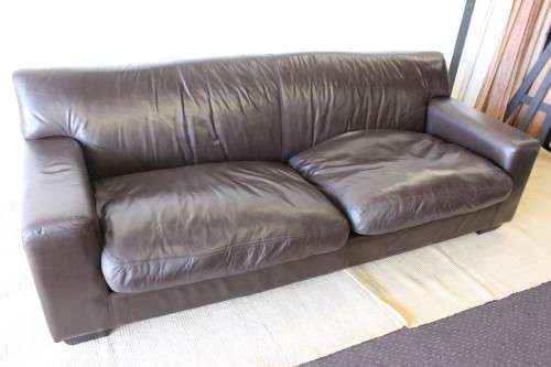 **RS17** A fantastic well made x-long (2,45m long) brown genuine full-grain leather couch/ sofa