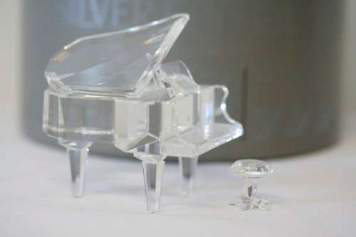 **RS17** A  retired Swarovski (No174506) crystal Piano in its original box in superb condition