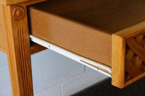 **RS17_Clearance** An incredible stylish two-drawer Oak console table and a matching Oak mirror