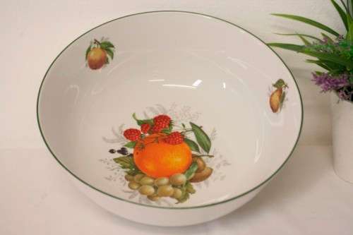 A fantastic vintage German made Wiesenthal (Paradise Valley) porcelain veggie bowl