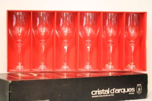 10 superb vintage French made Vicomte "Cristal D'Arques" crystal red wine glasses