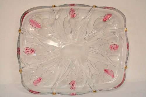 **RS17** A stunning decorative rectangle shaped glass serving platter in excellent condition.