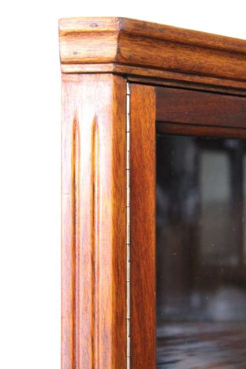 A fabulous and beautifully made 2-division corner display unit cabinet with ample shelves and space