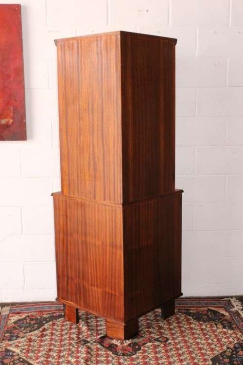 A fabulous and beautifully made 2-division corner display unit cabinet with ample shelves and space