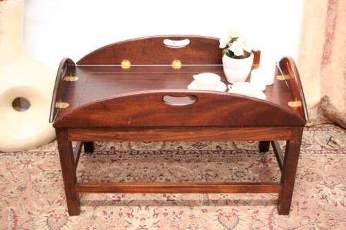 **RS17** A beautiful solid mahogany Butlers coffee table w/ drop sides and brass hinges