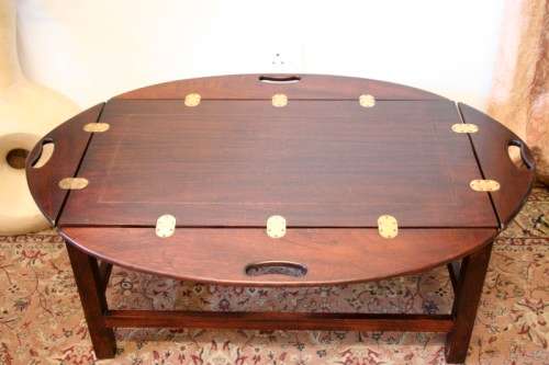 **RS17** A beautiful solid mahogany Butlers coffee table w/ drop sides and brass hinges