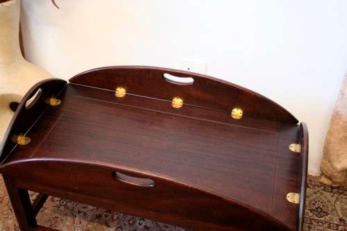 **RS17** A beautiful solid mahogany Butlers coffee table w/ drop sides and brass hinges