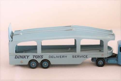 **RS17** A vintage (c1960) original Dinky Toys Pullman Car Transporter (No. 982) in its original box