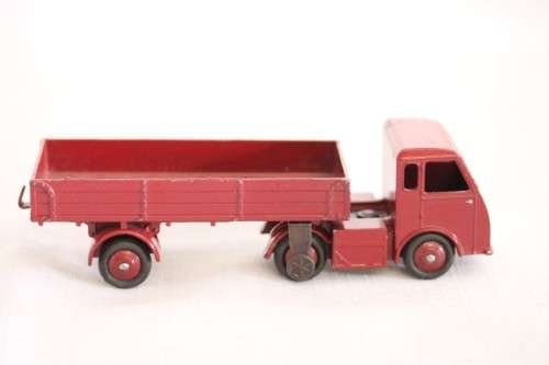 **RS17** An original vintage (c1958) Dinky Toys No. 30W maroon Hindle Smart Helecs die-cast truck