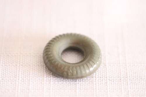 **RS17** Awesome collection of 21x assorted Dinky Toys car & truck (replacement) tyres - 3x sizes