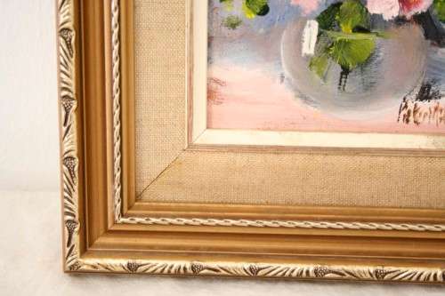 A beautiful framed original signed "Pieter Millard" (1936-2017) oil painting of flowers.