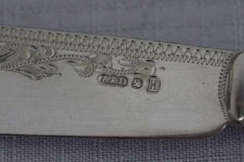 An awesome antique Victorian (c1895) "Allen & Darwin" silver plated bone handle style fish knife set