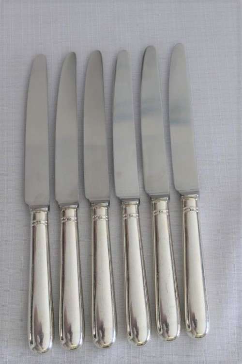 A stunning set of 6x British hallmarked sterling silver CJ Vande" dinner knives with steel blades