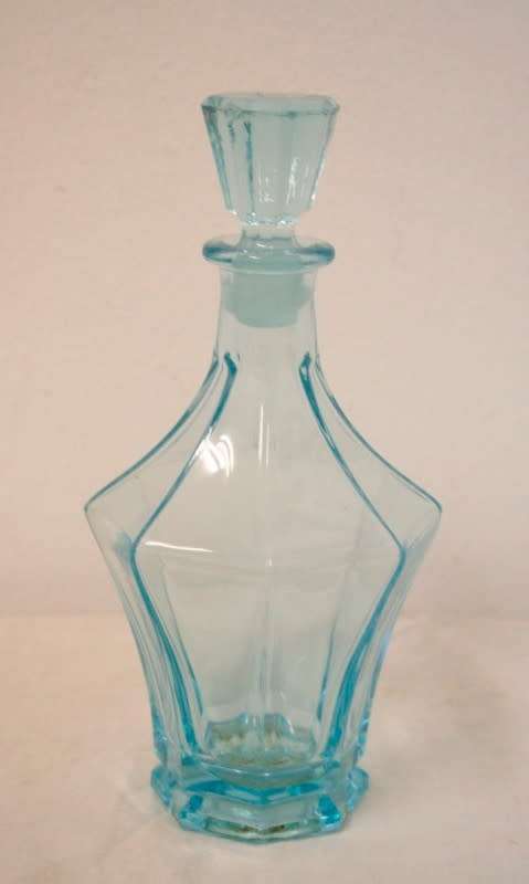 **RS17** An Art deco style blue glass liqueur decanter w cut crystal stopper & 3 matching glass