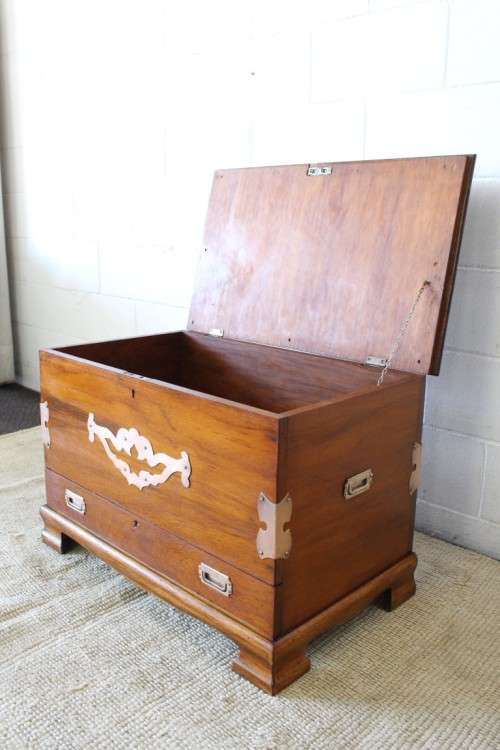A magnificent and well-made solid Teak storage Kist w copper & brass embellishments + bottom drawer!