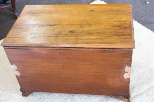 A magnificent and well-made solid Teak storage Kist w copper & brass embellishments + bottom drawer!