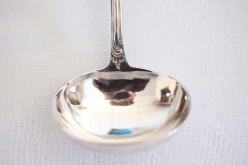 A beautiful vintage (boxed) German made "Wilkens" 90 silver plated gravy ladle and meat fork set