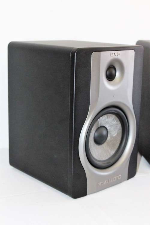 A high end pair of M-Audio BX6 Carbon studio monitors - pristine condition and in the original box!!