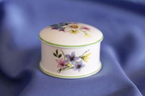 **RS17** A vintage Crown Staffordshire "Spring Flowers" porcelain trinket bowl in its original box