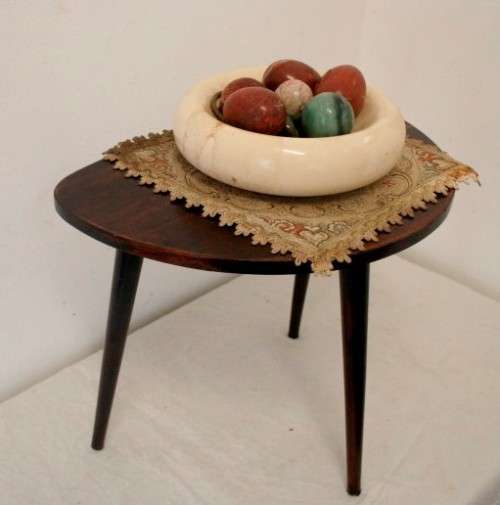 An awesome three-legged retro display/ occasional wooden table in great condition !!!