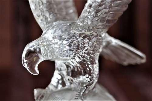 A fantastic vintage French made "Cristal D'Arques" cut crystal eagle figurine - perfect paperweight!